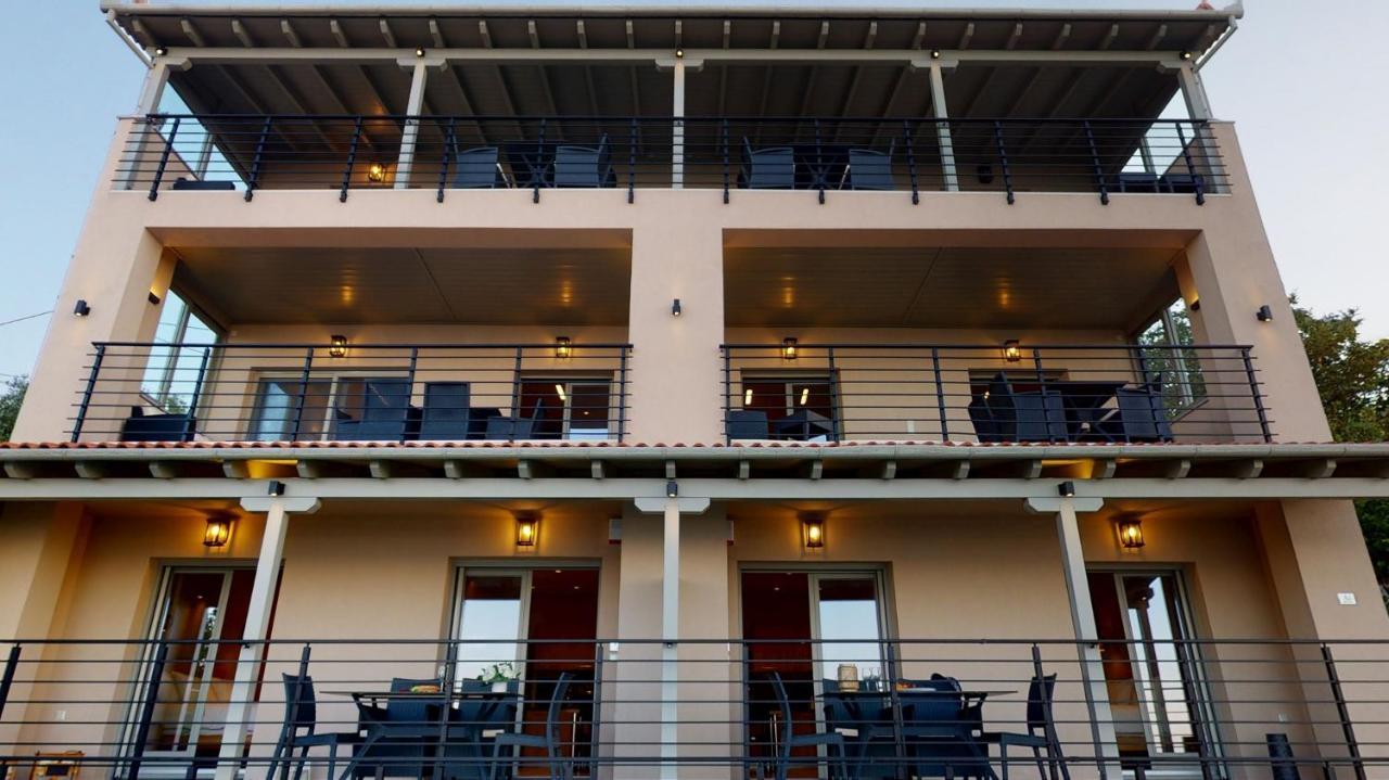 KALLiA SUITES- CHOREFTO Exterior foto